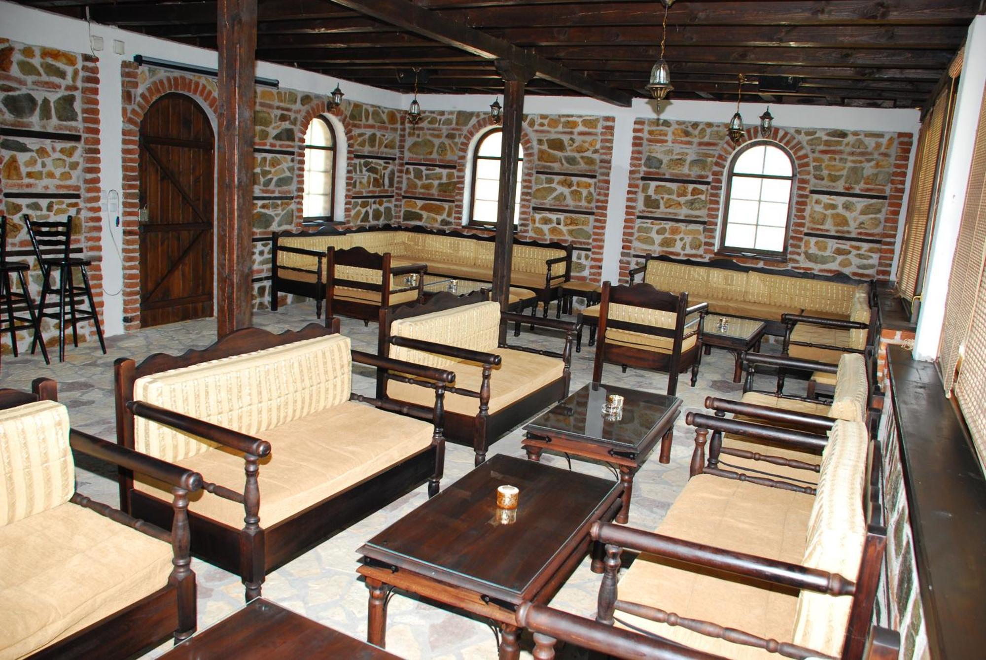 Hotel Manastir Berovo Ngoại thất bức ảnh