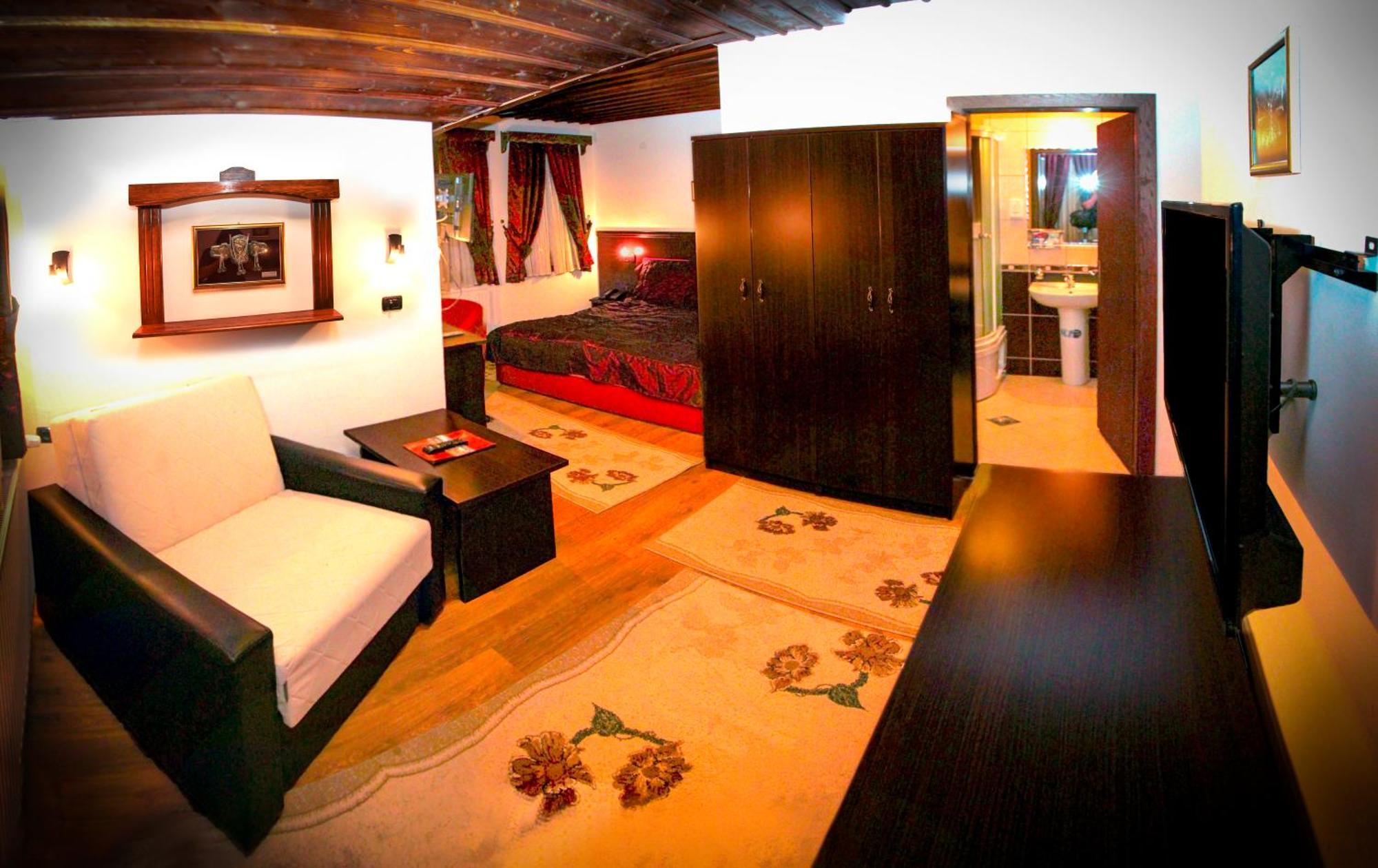 Hotel Manastir Berovo Ngoại thất bức ảnh