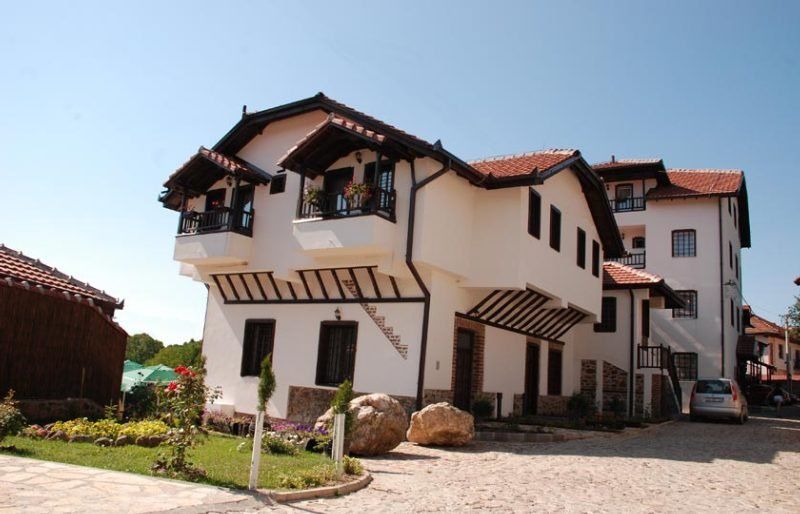 Hotel Manastir Berovo Ngoại thất bức ảnh