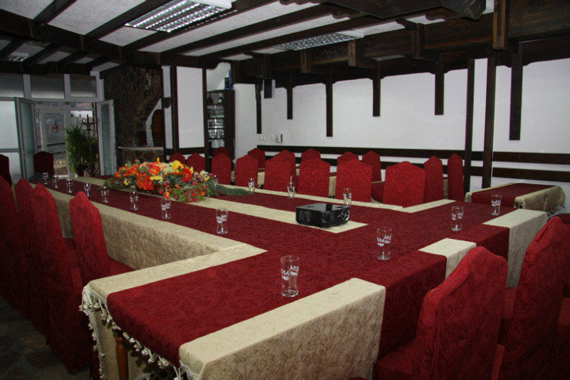 Hotel Manastir Berovo Kinh doanh bức ảnh